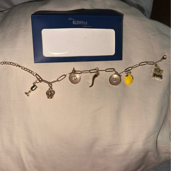 EFFY CHARM PAPER CLIP BRACELET 7 charms MSC CRUISE Ship 2024 - Picture 1 of 4